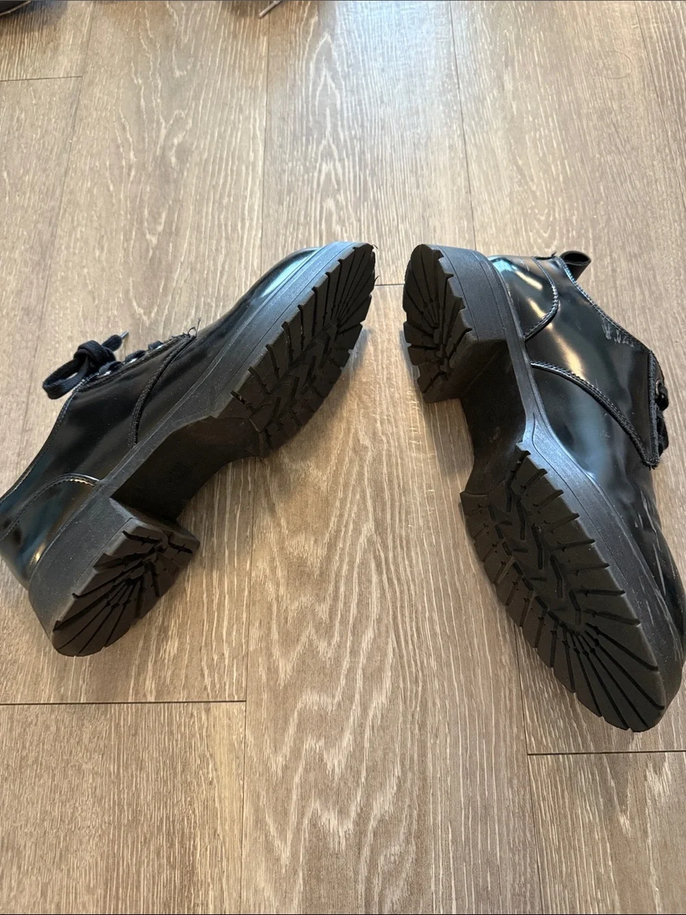 Zara Black Leather Lace-Up Derby Shoes